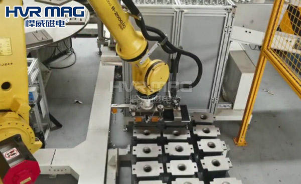 安全高效！悍威磁電機(jī)器人磁力抓手解決剎車盤搬運(yùn)難題